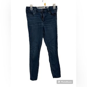 A&F Sateen Skinny Jean. Size 4